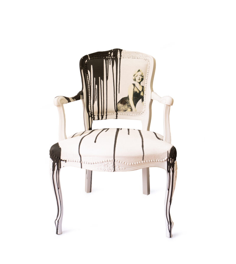 Designové umělecké křeslo „Marilyn v barvách“